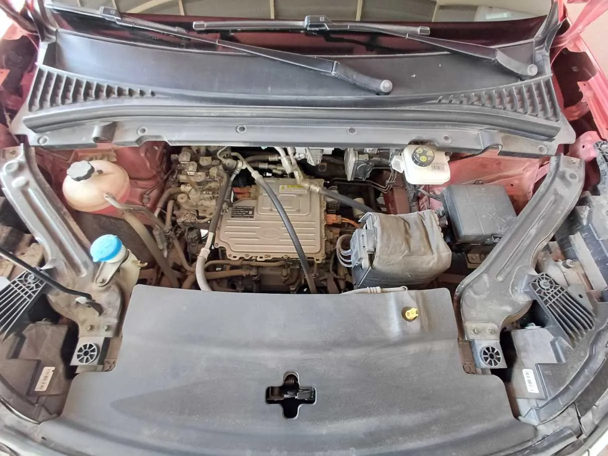 Car image 21
