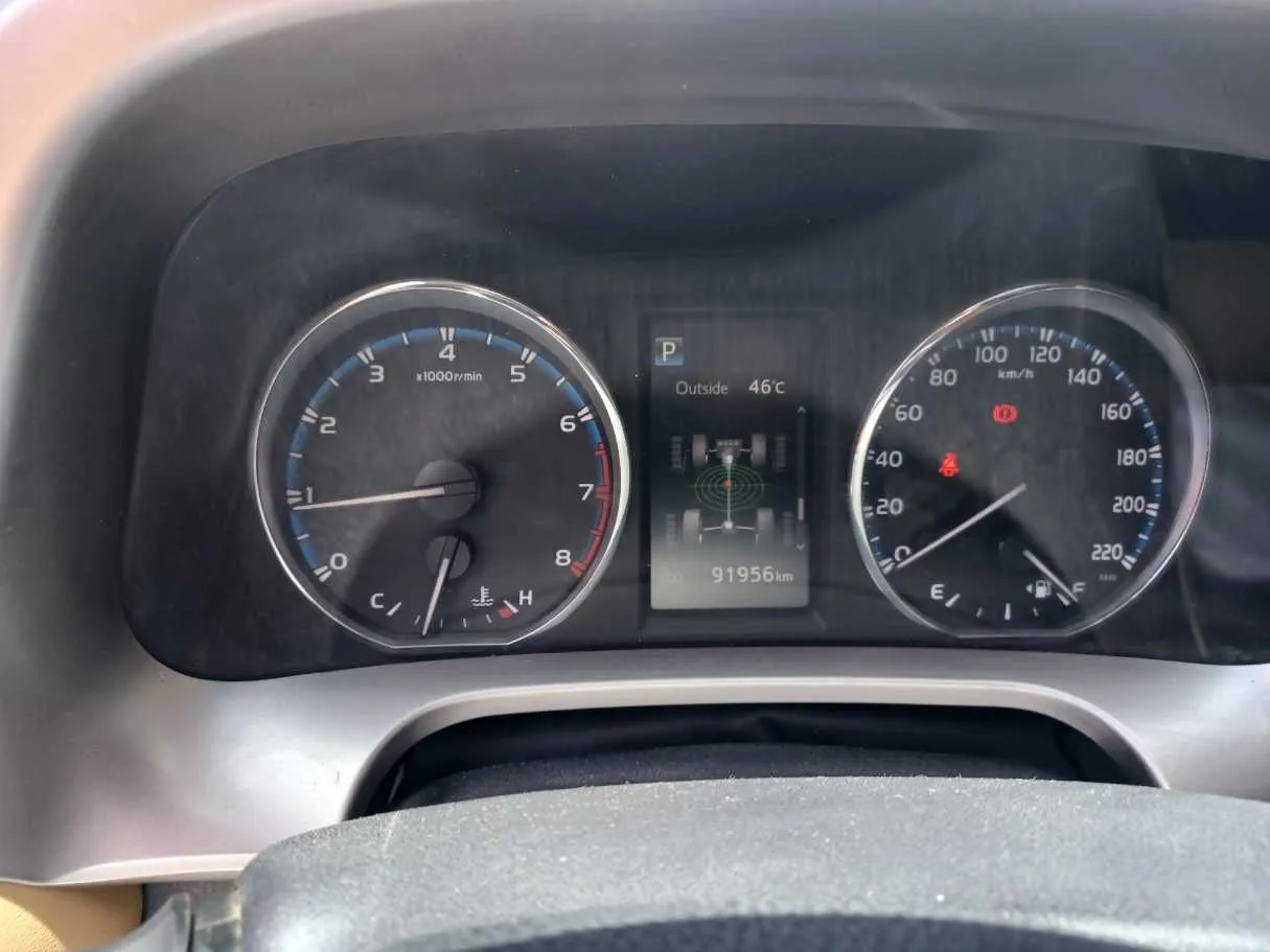 Car image 20