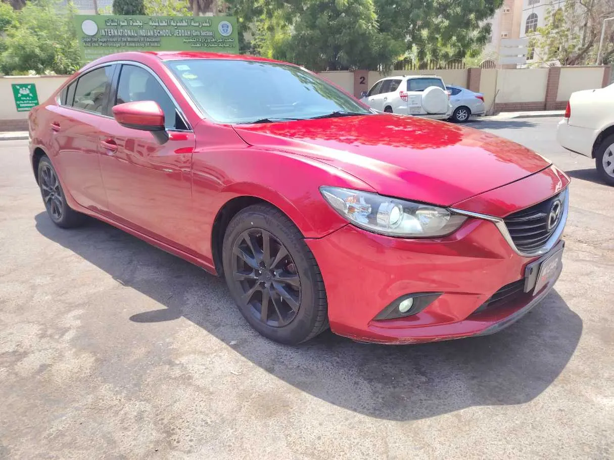 Car image 3