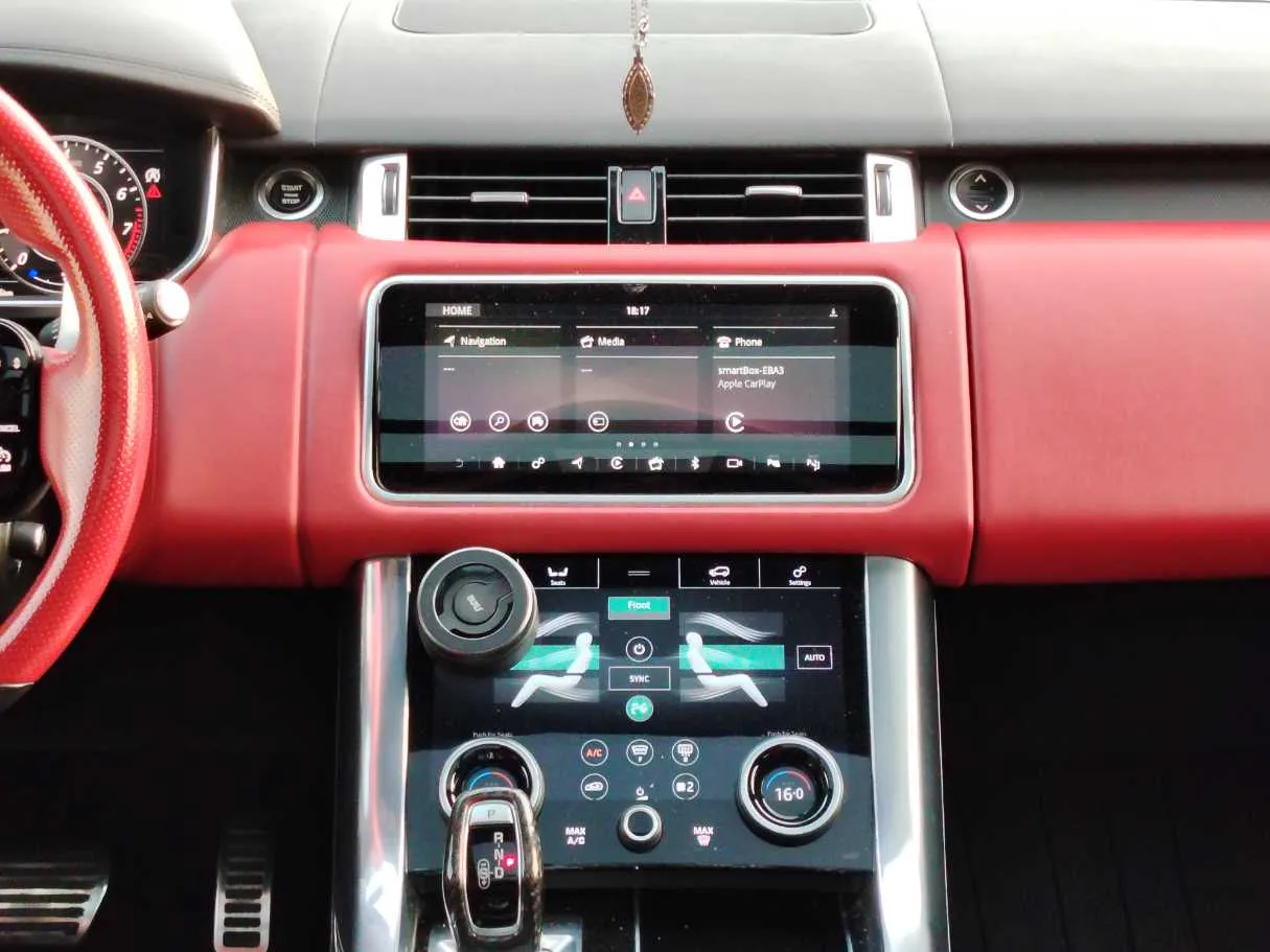 Car image 25