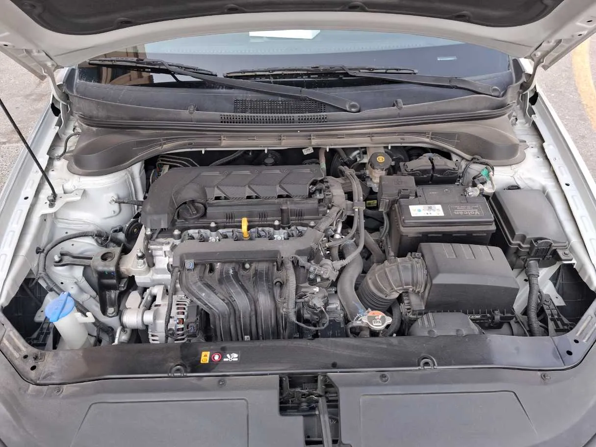 Car image 20