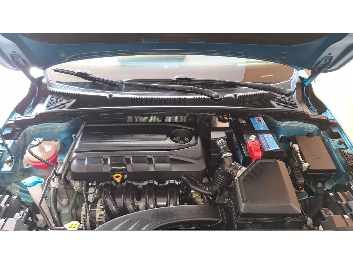 Car image 20