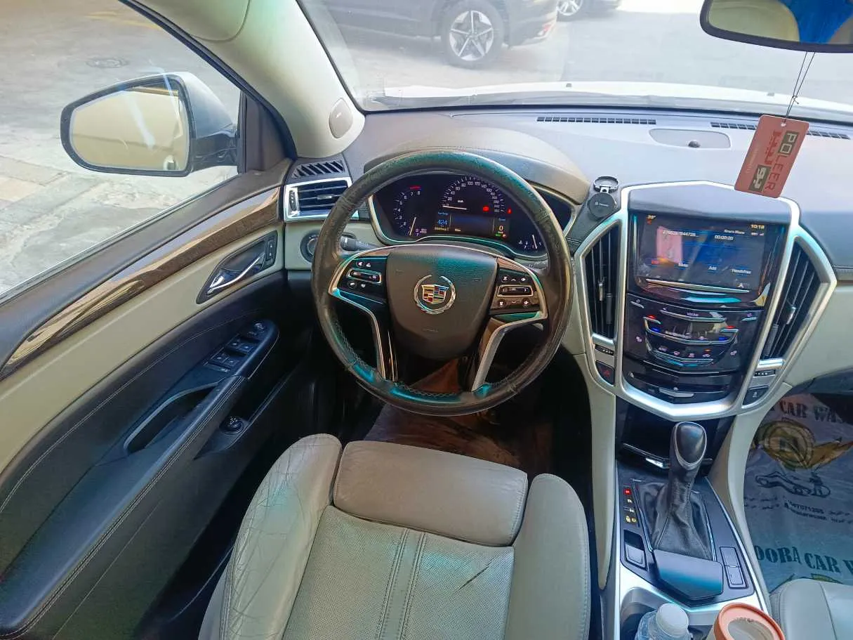 Car image 20