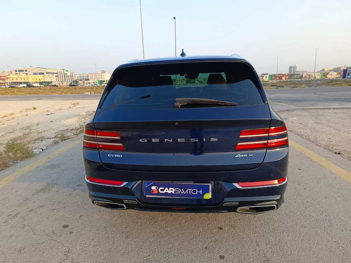 Car image 6