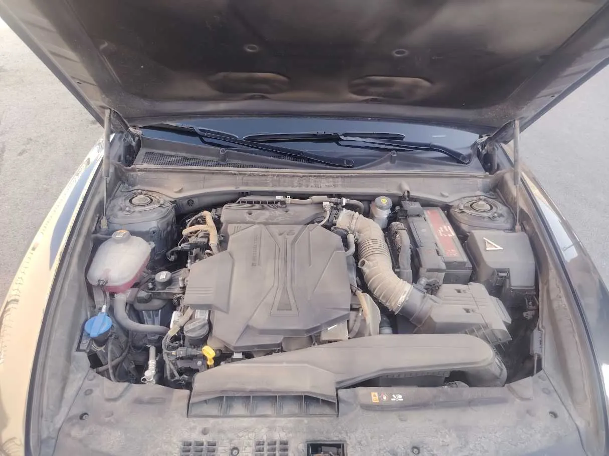 Car image 37