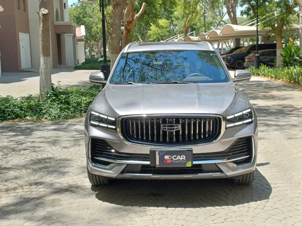 Car image 2