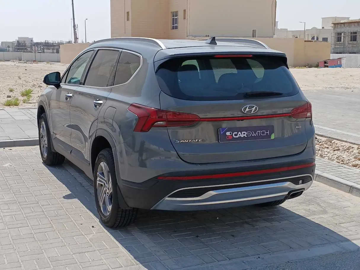 Car image 7
