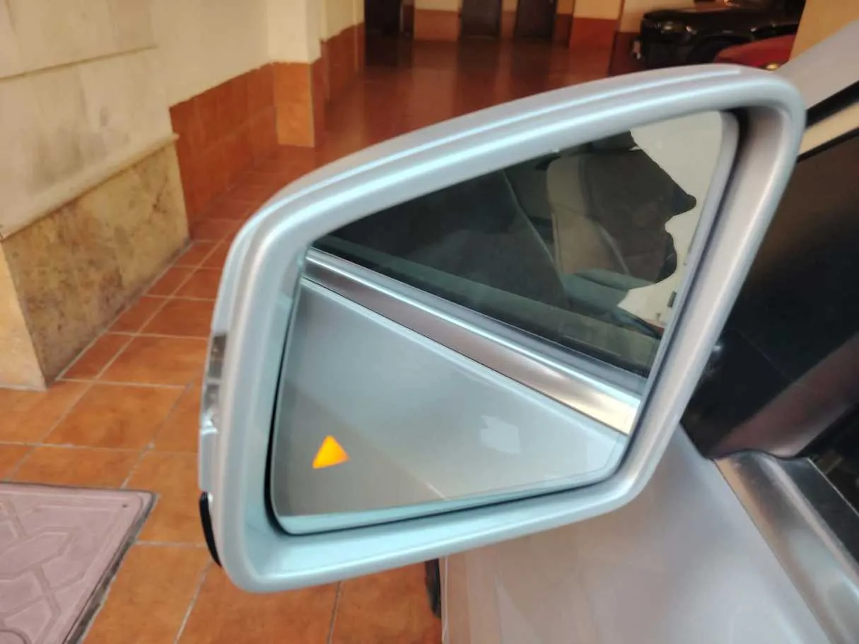 Car image 42