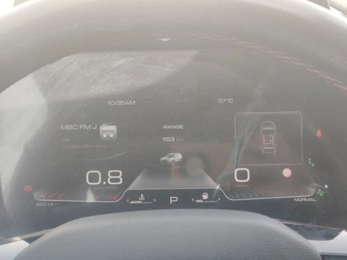 Car image 24