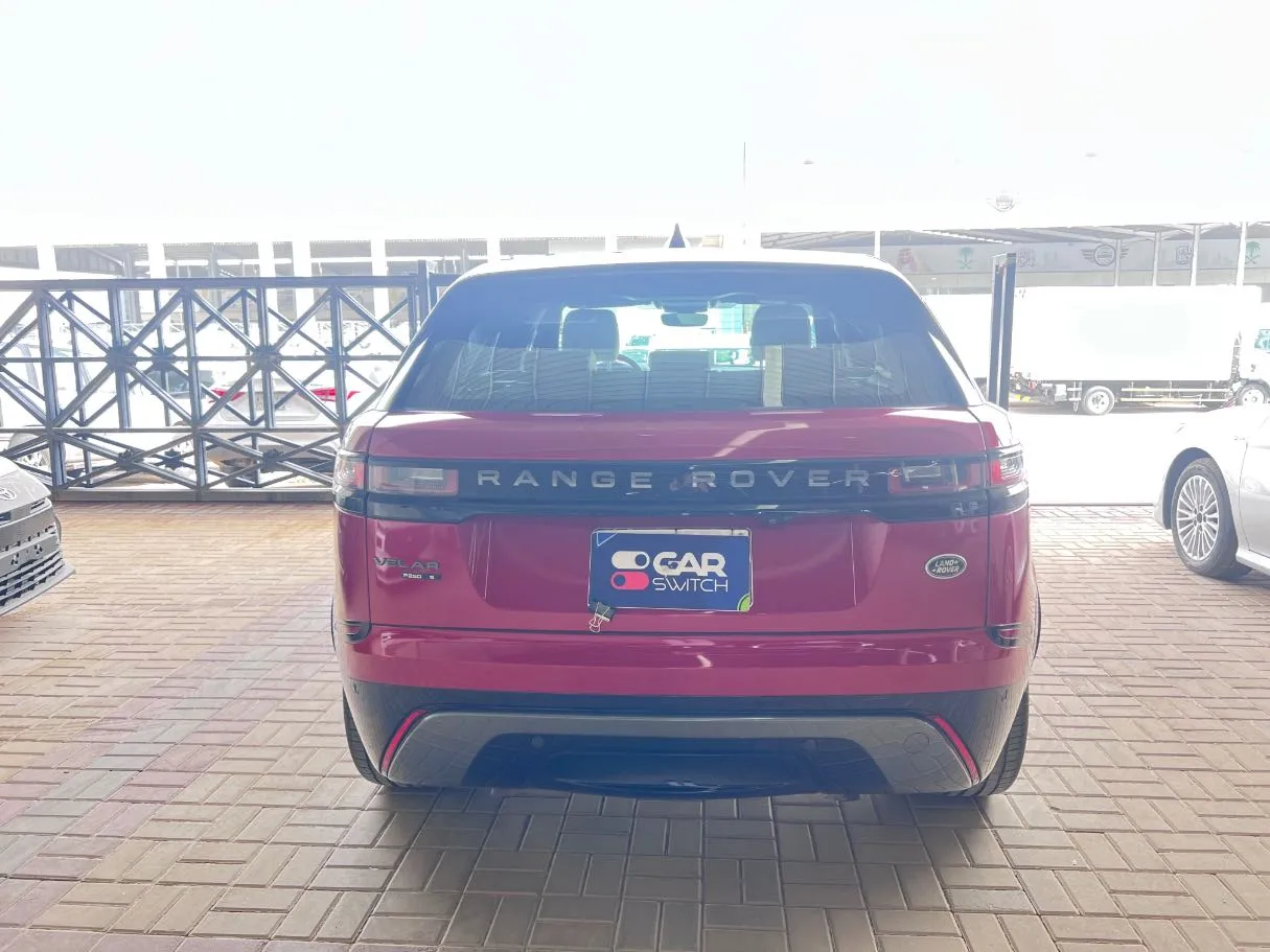 Car image 6