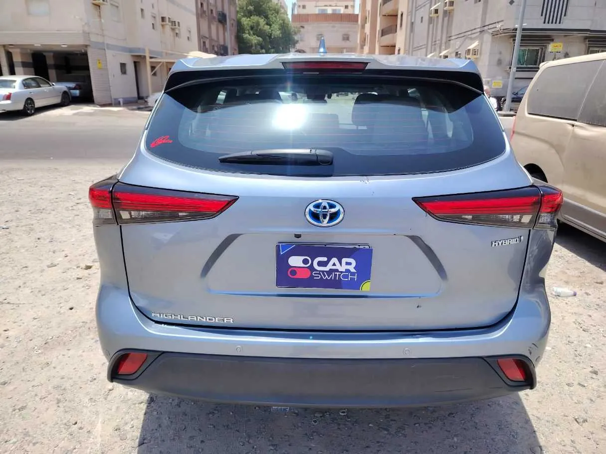 Car image 6