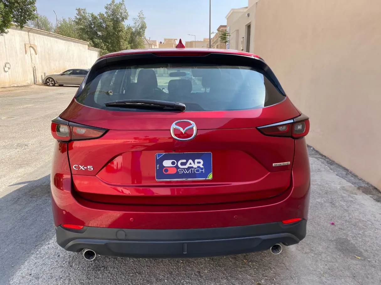 Car image 6