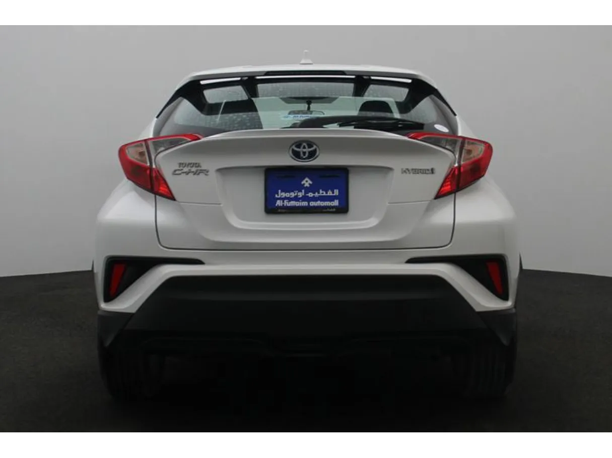 Car image 12