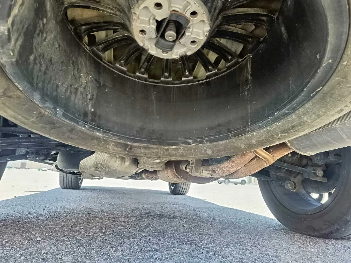 Car image 38