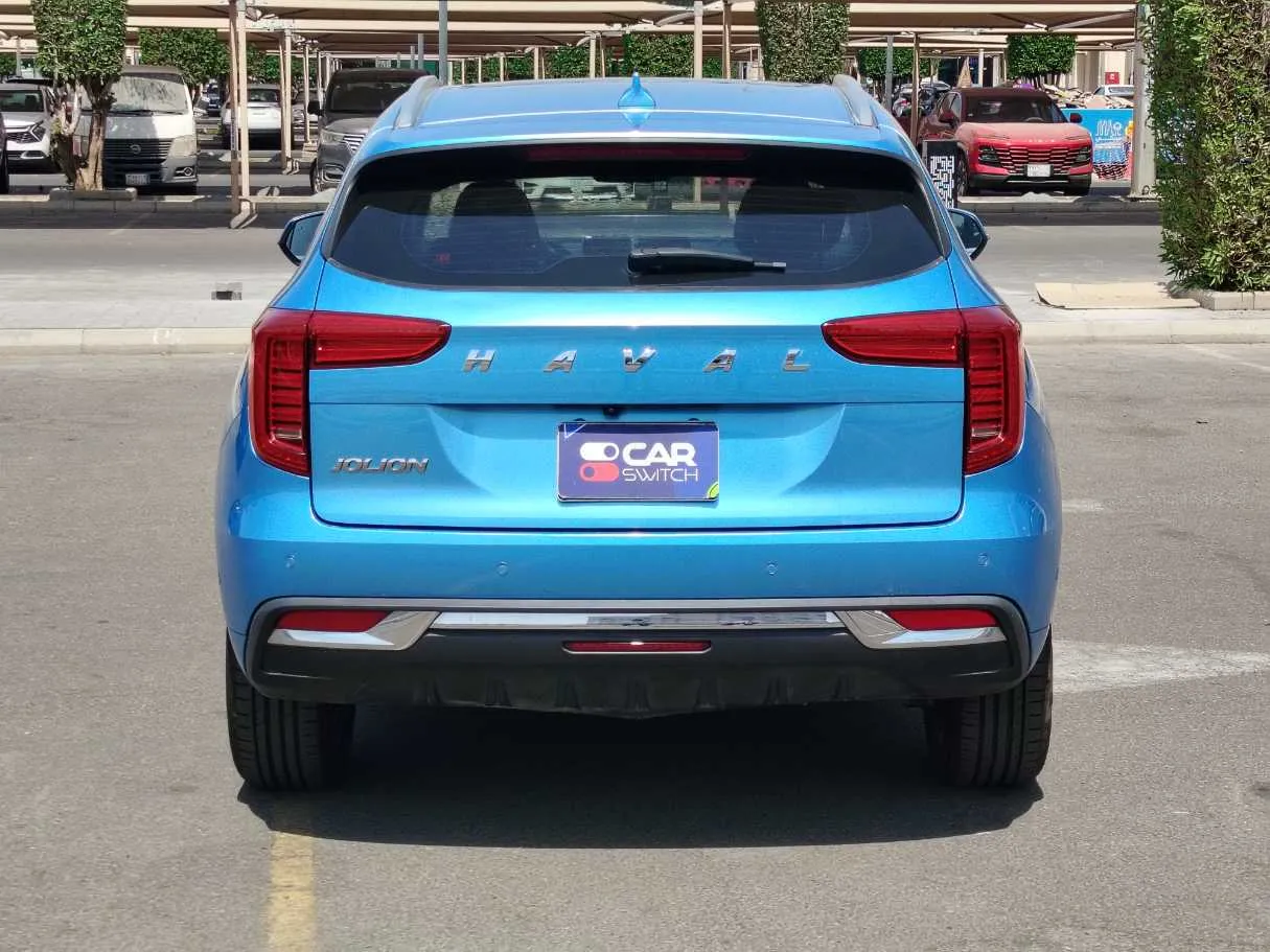 Car image 6