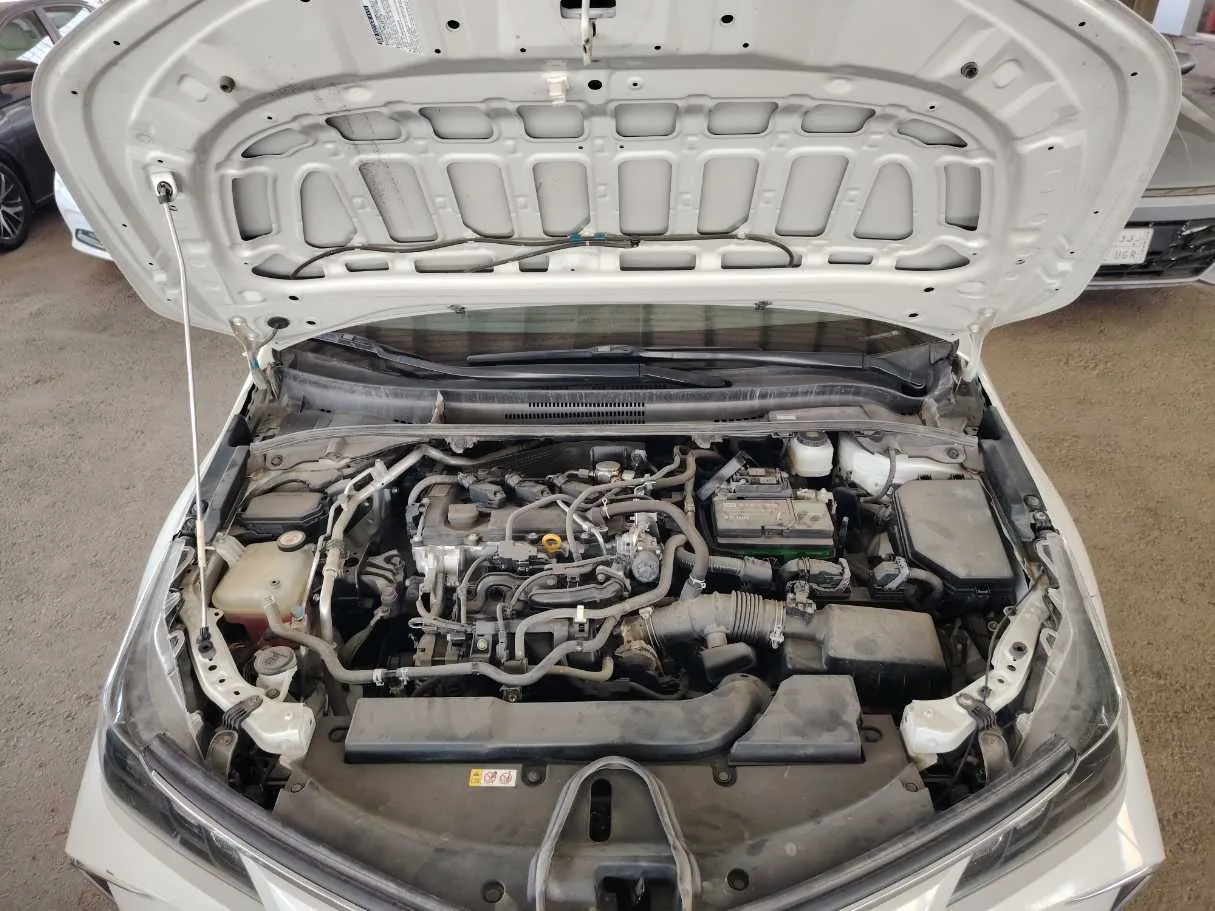 Car image 28