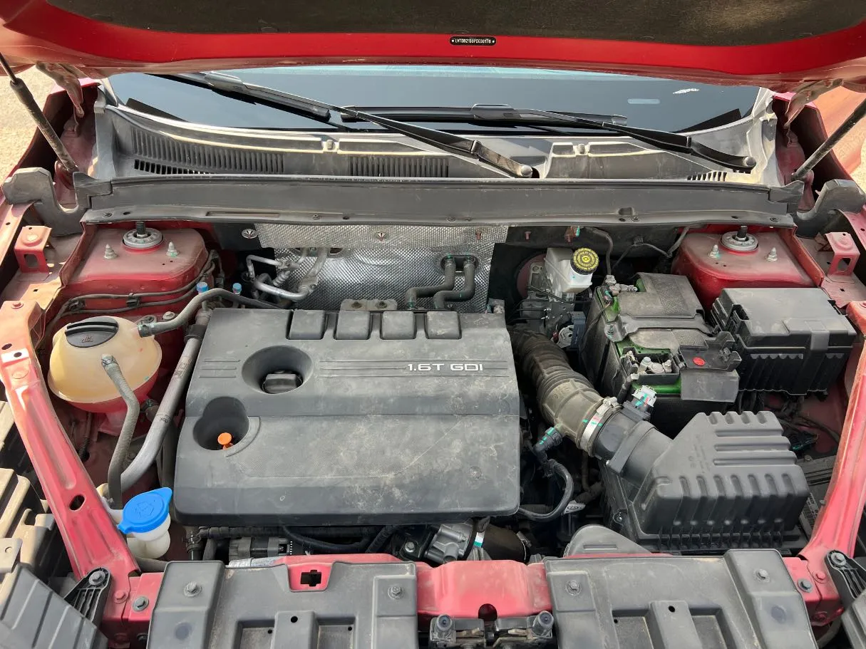 Car image 28