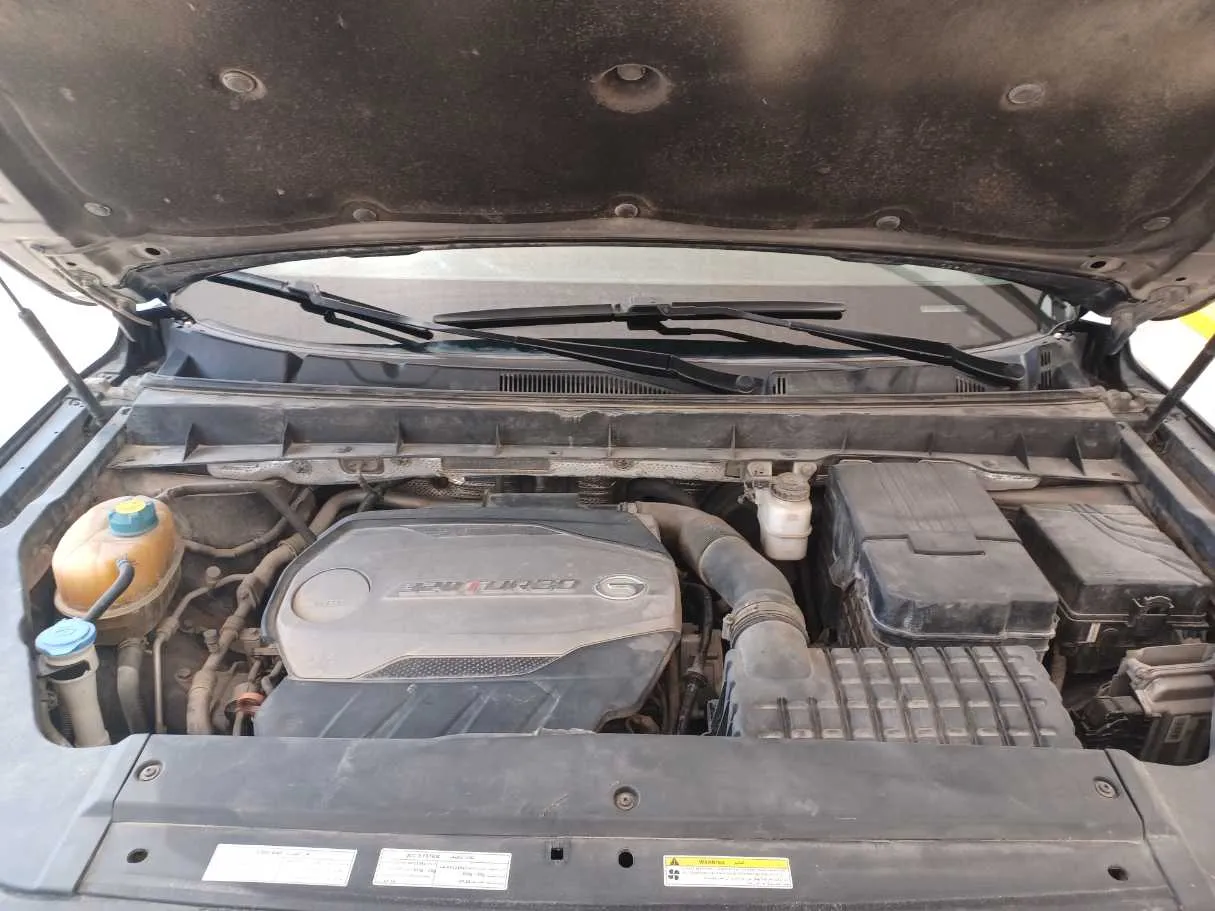 Car image 26
