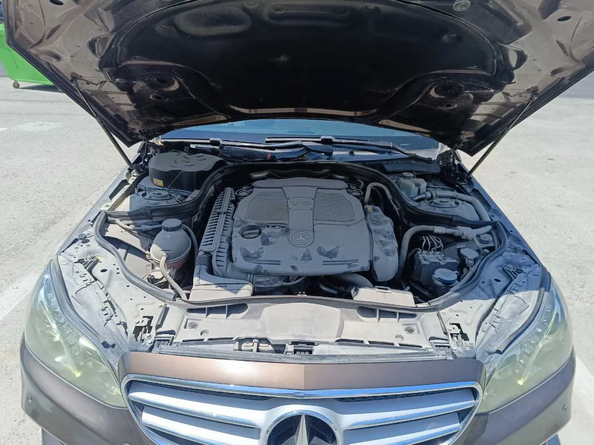 Car image 36