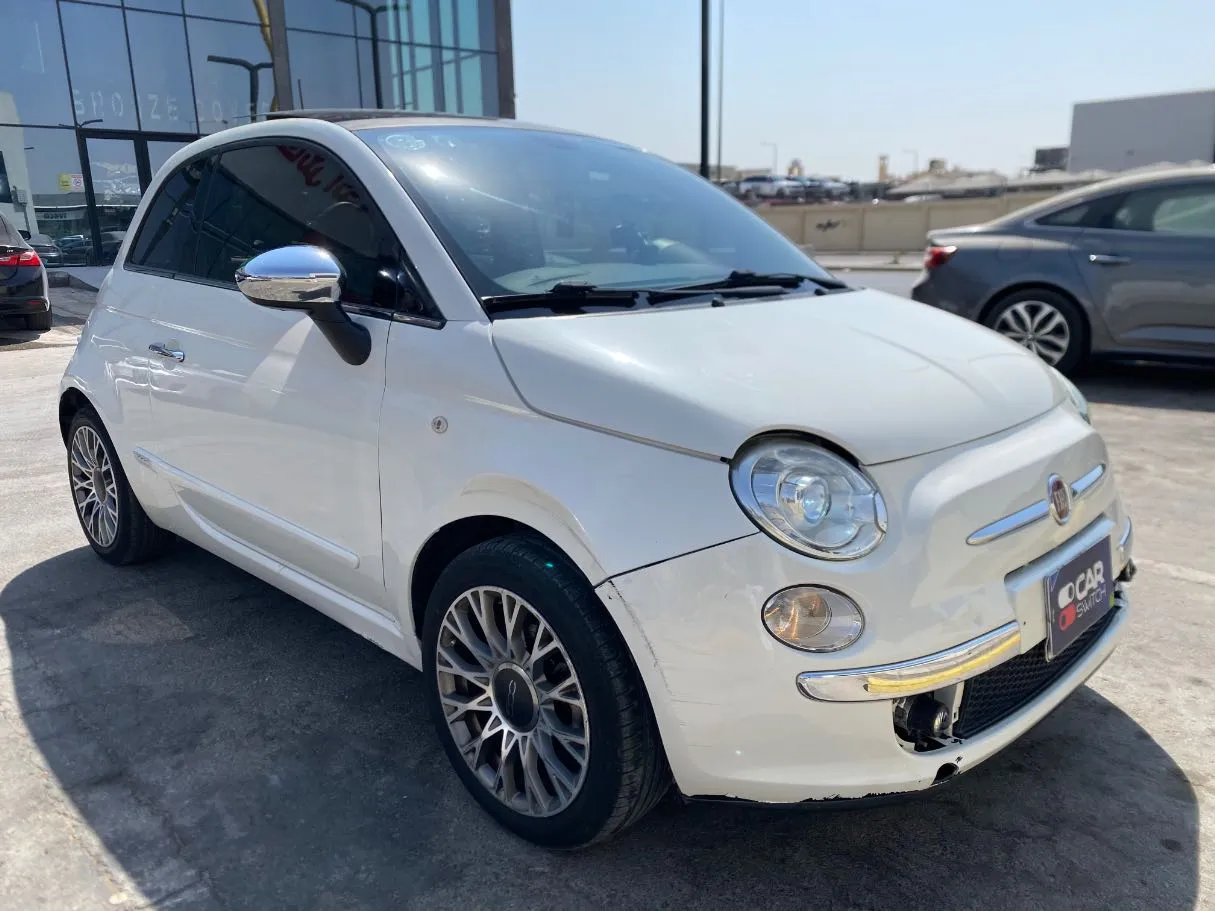 Car image 3