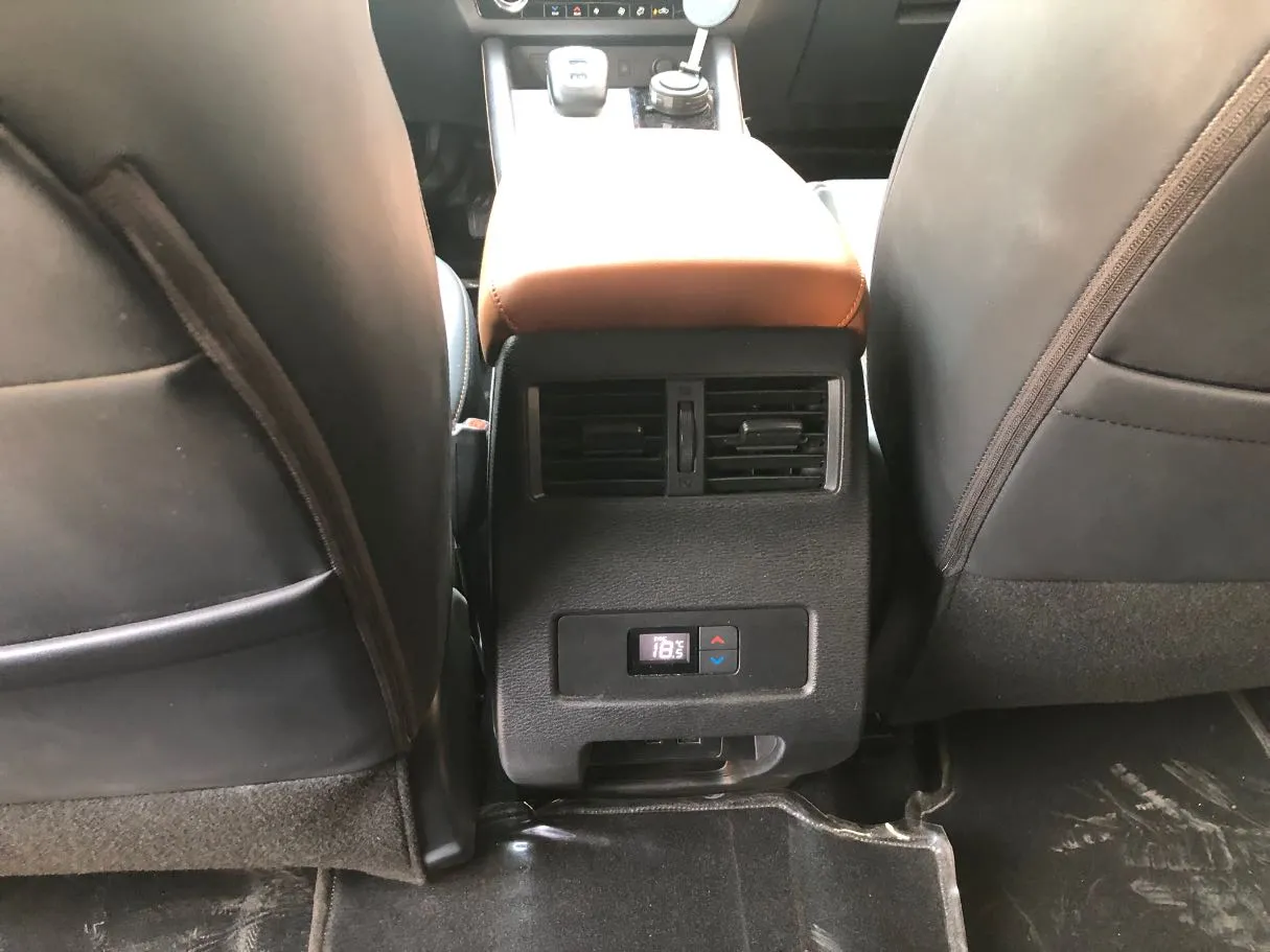 Car image 22