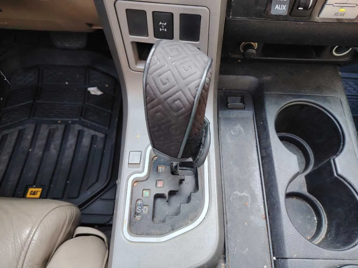 Car image 20