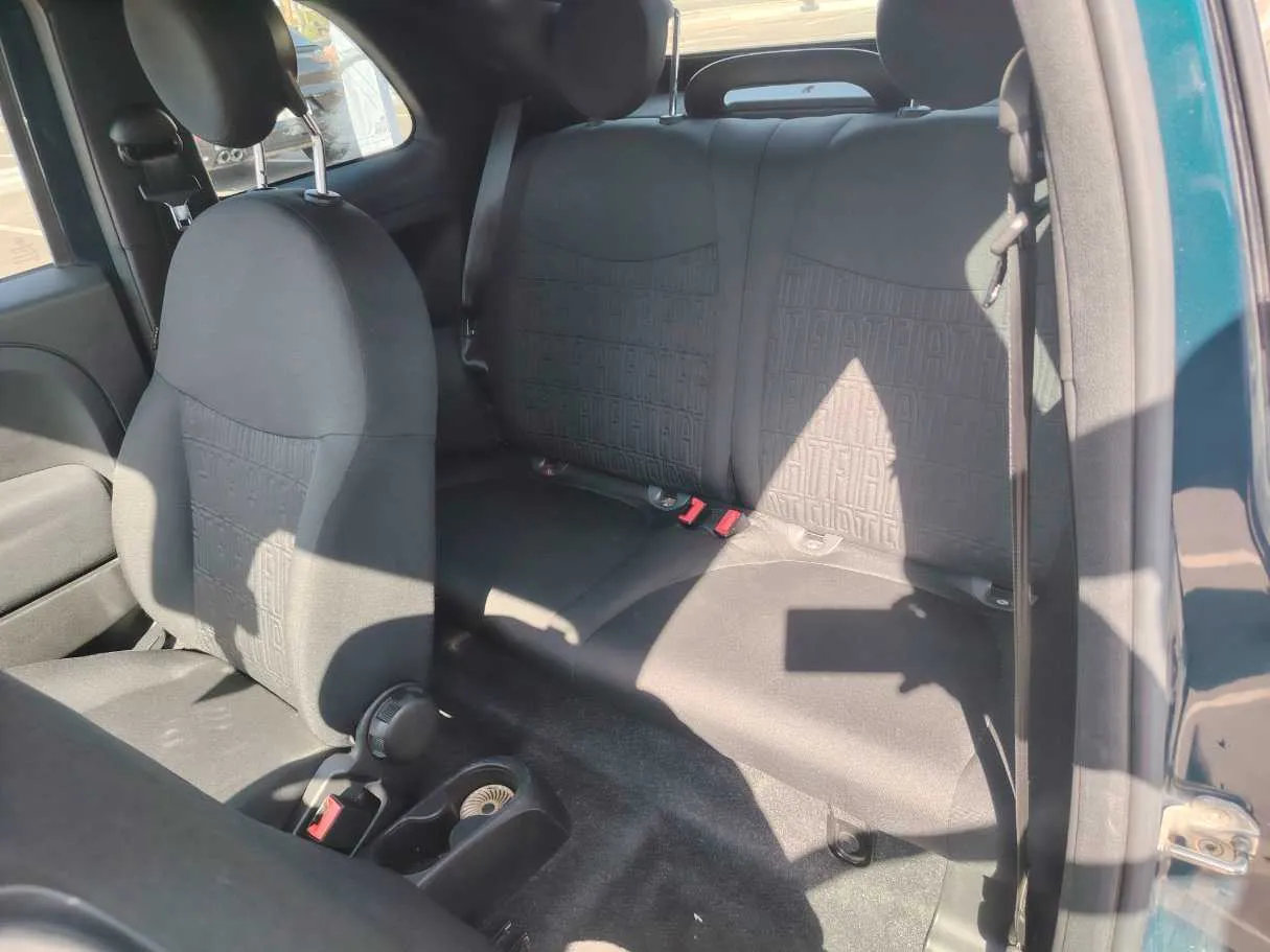 Car image 21