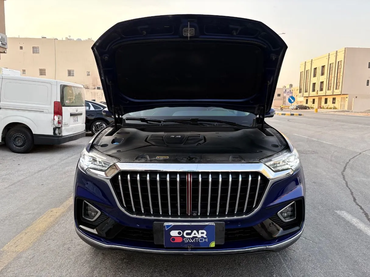 Car image 32