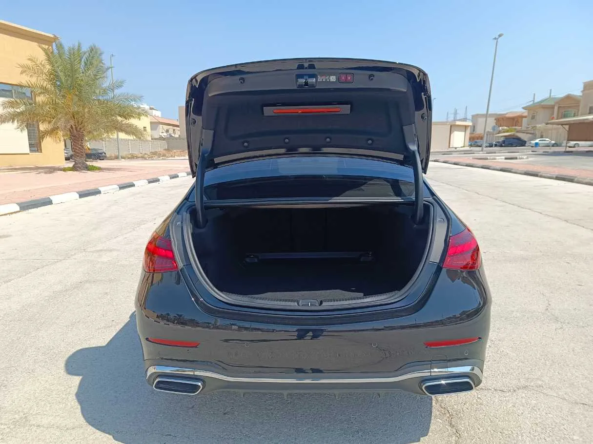 Car image 34