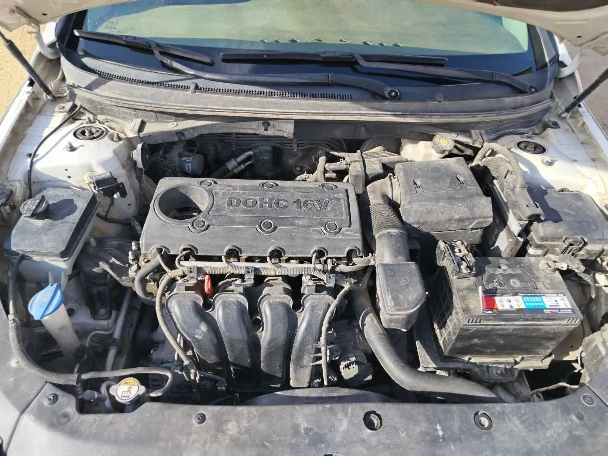 Car image 37