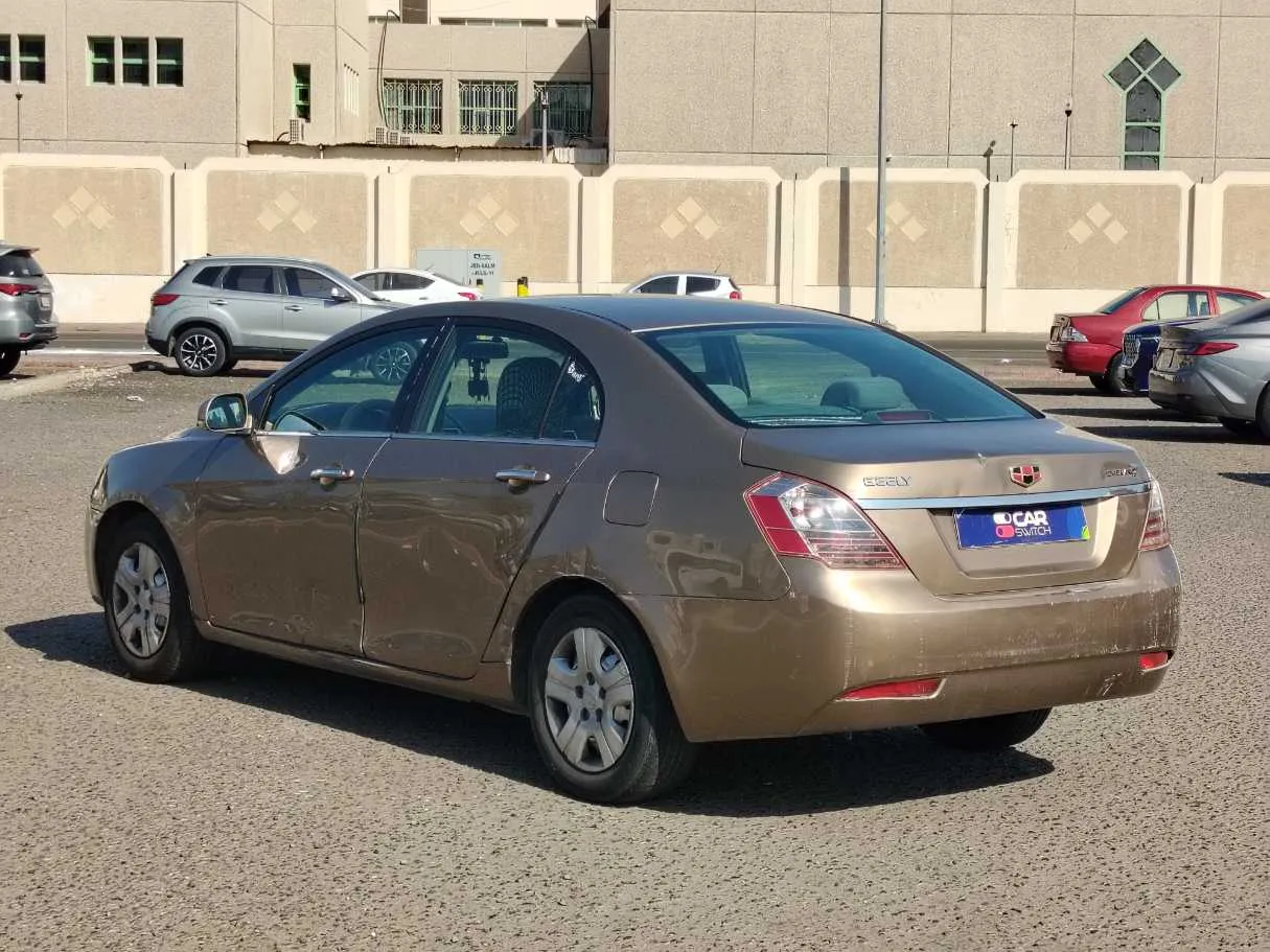 Car image 7