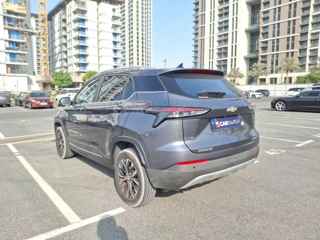 Car image 7
