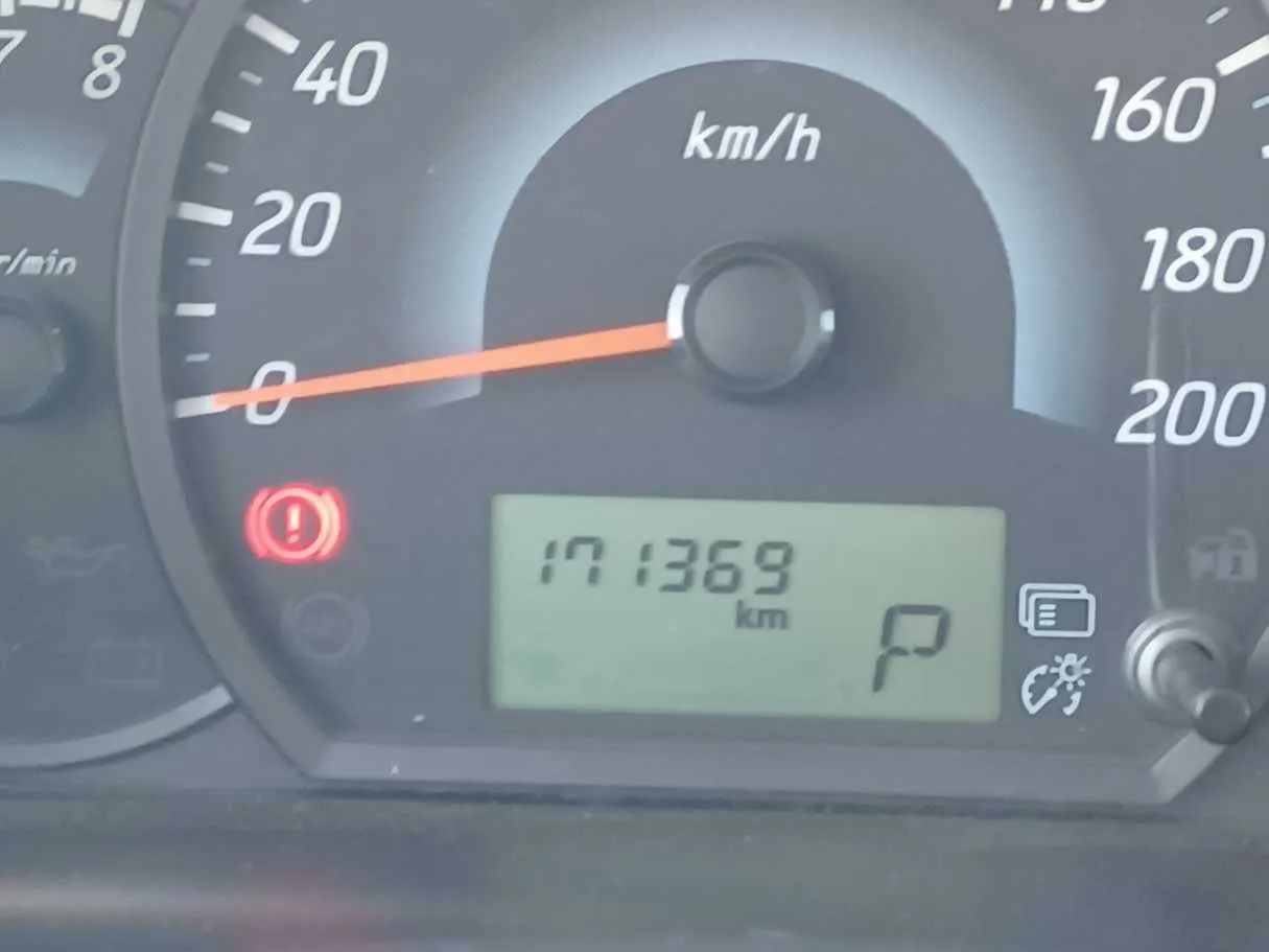 Car image 18