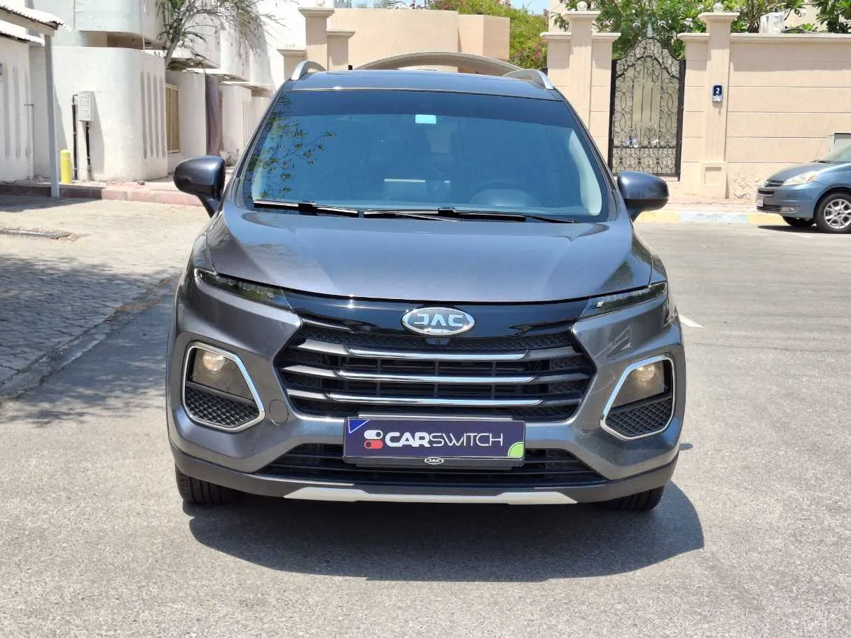 Car image 2