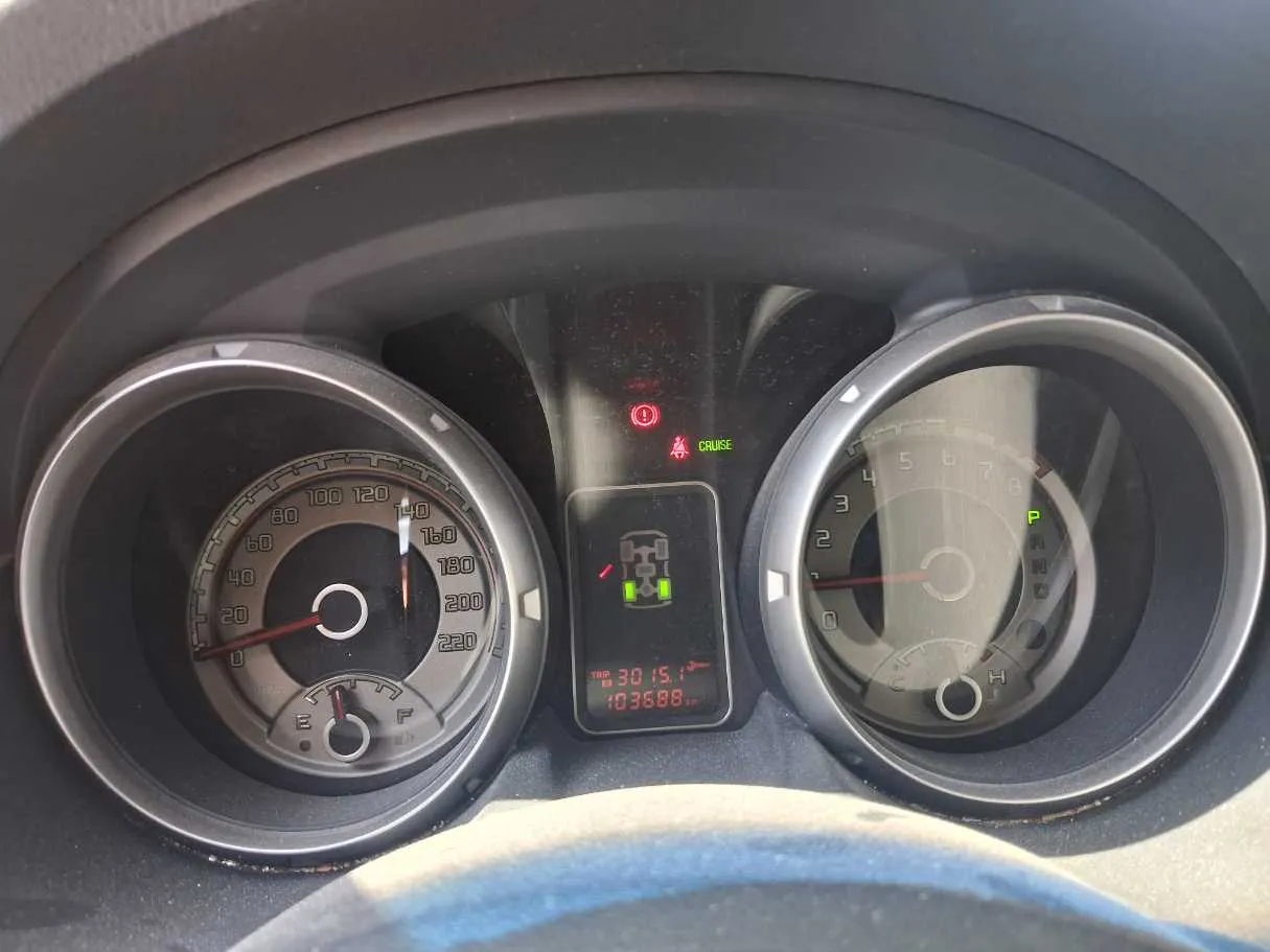 Car image 8