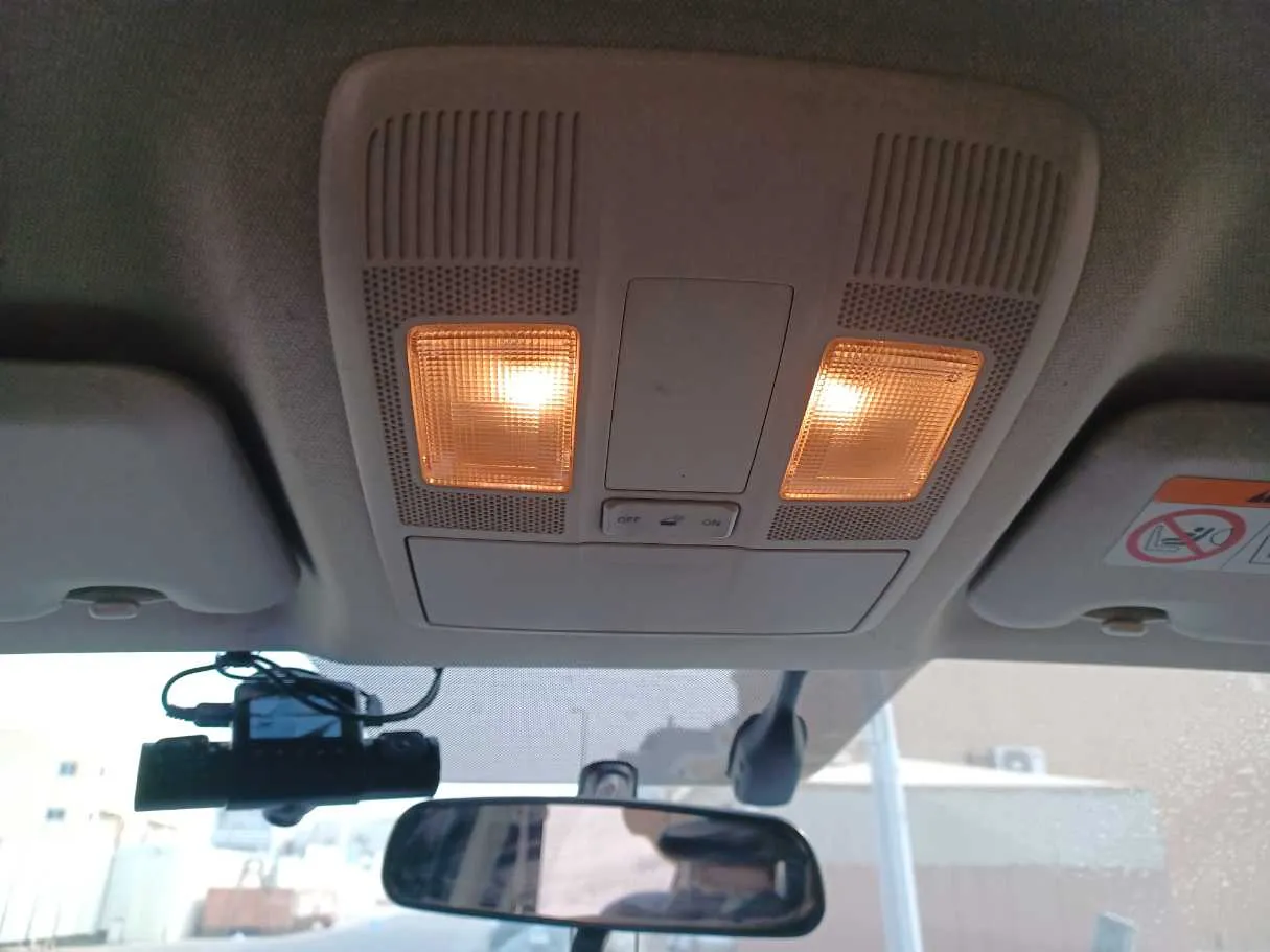 Car image 20