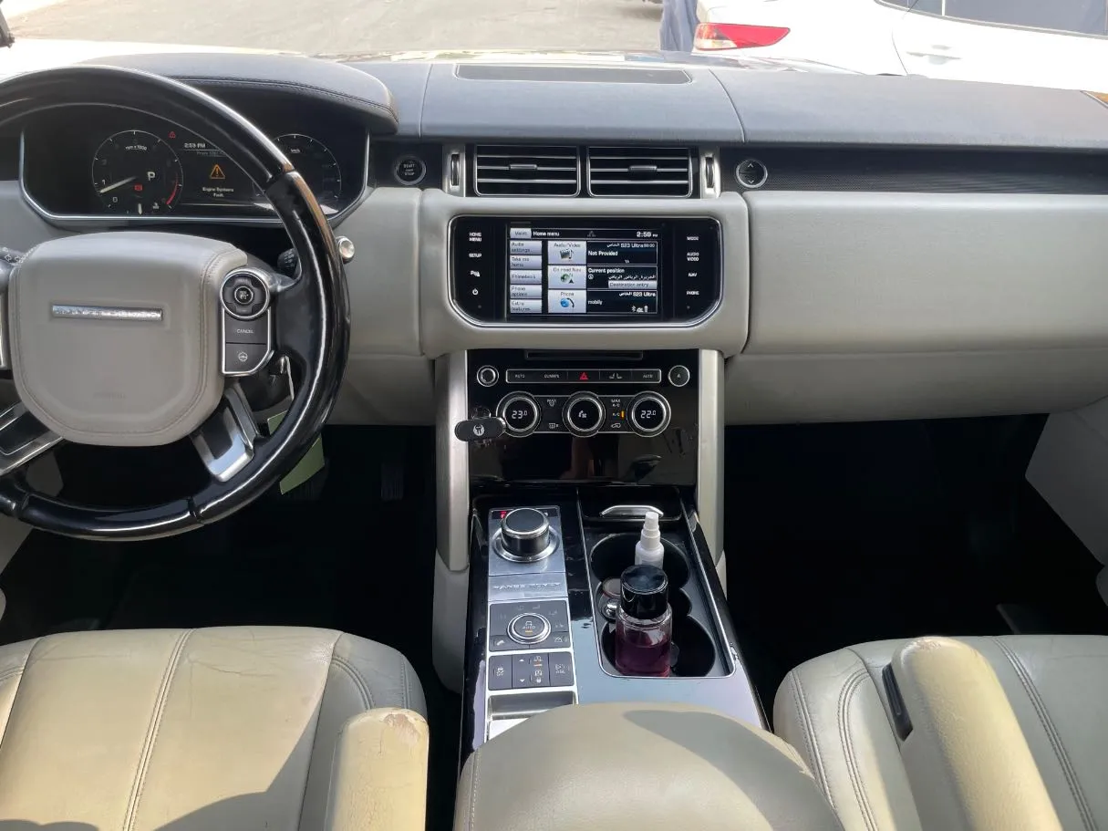 Car image 20
