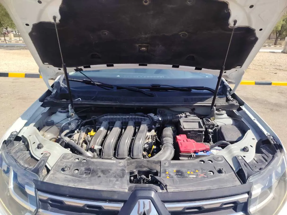 Car image 30