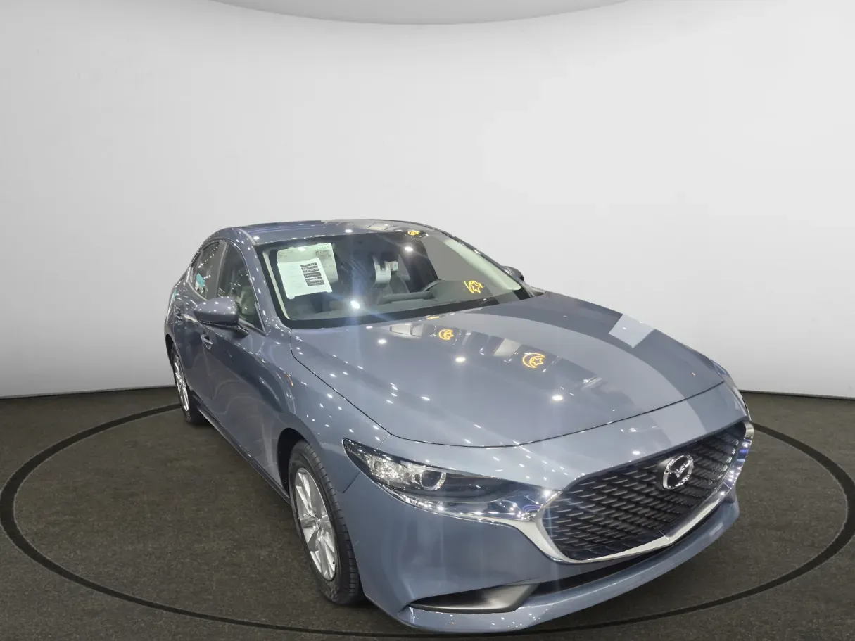 Car image 2