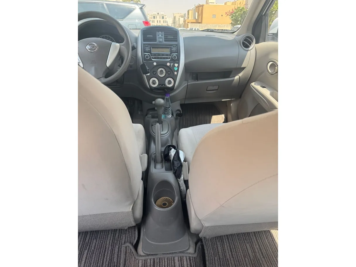 Car image 21