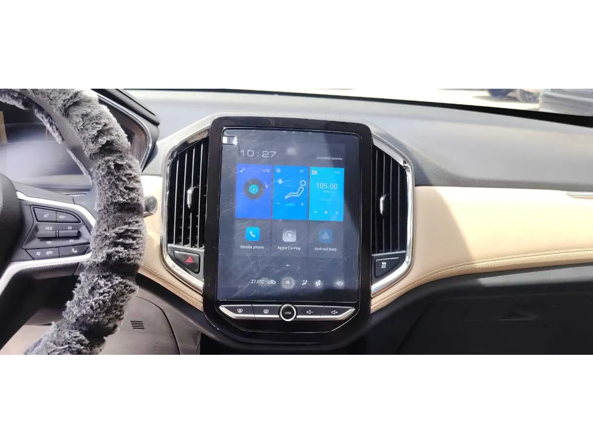 Car image 18