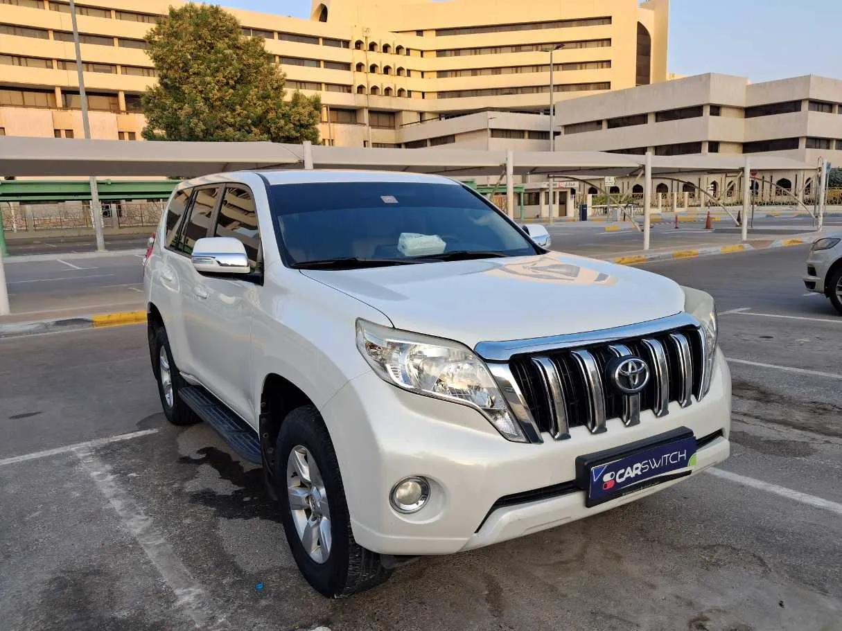 Car image 3
