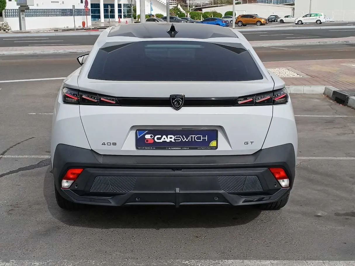 Car image 6