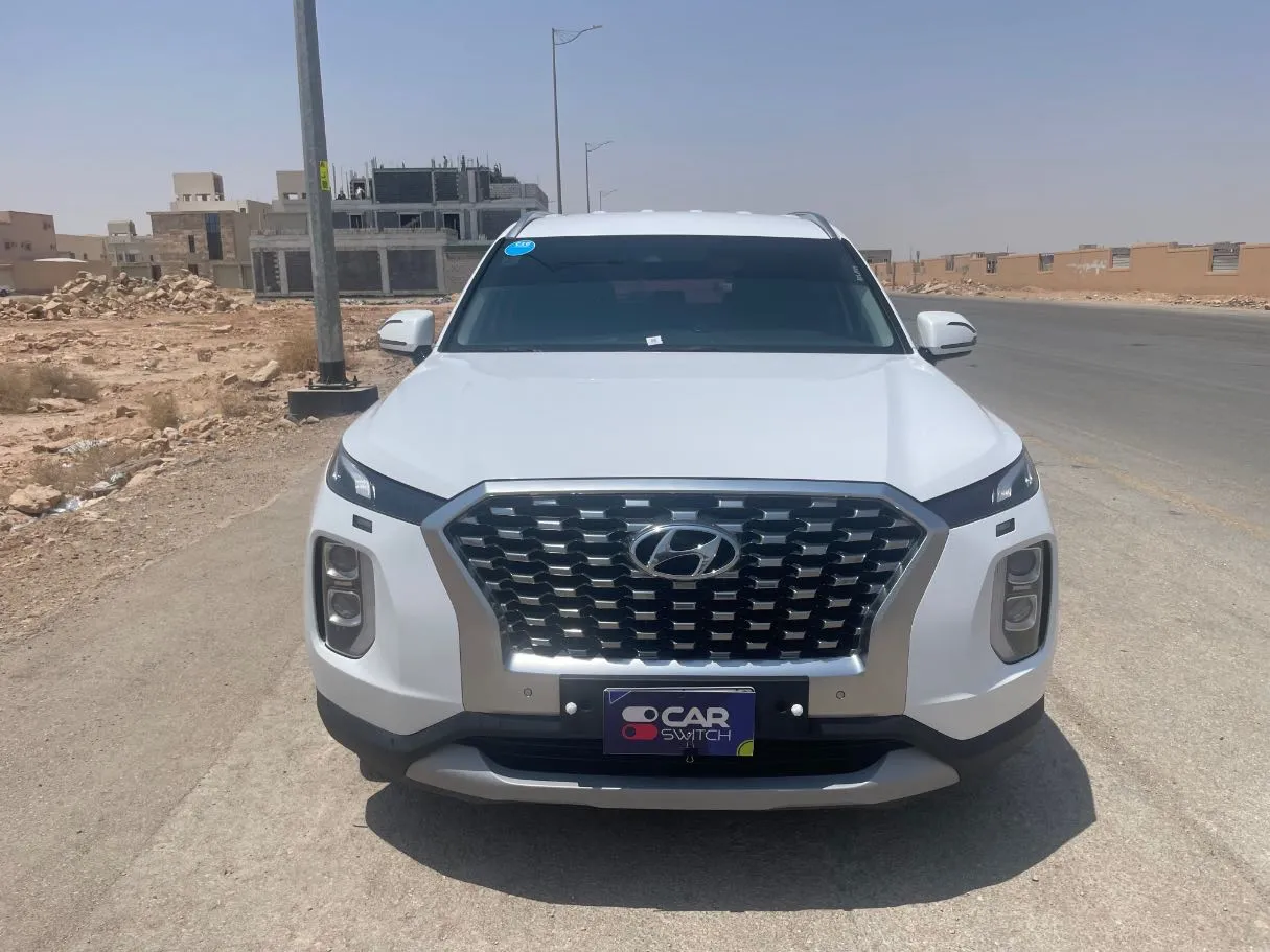 Car image 2