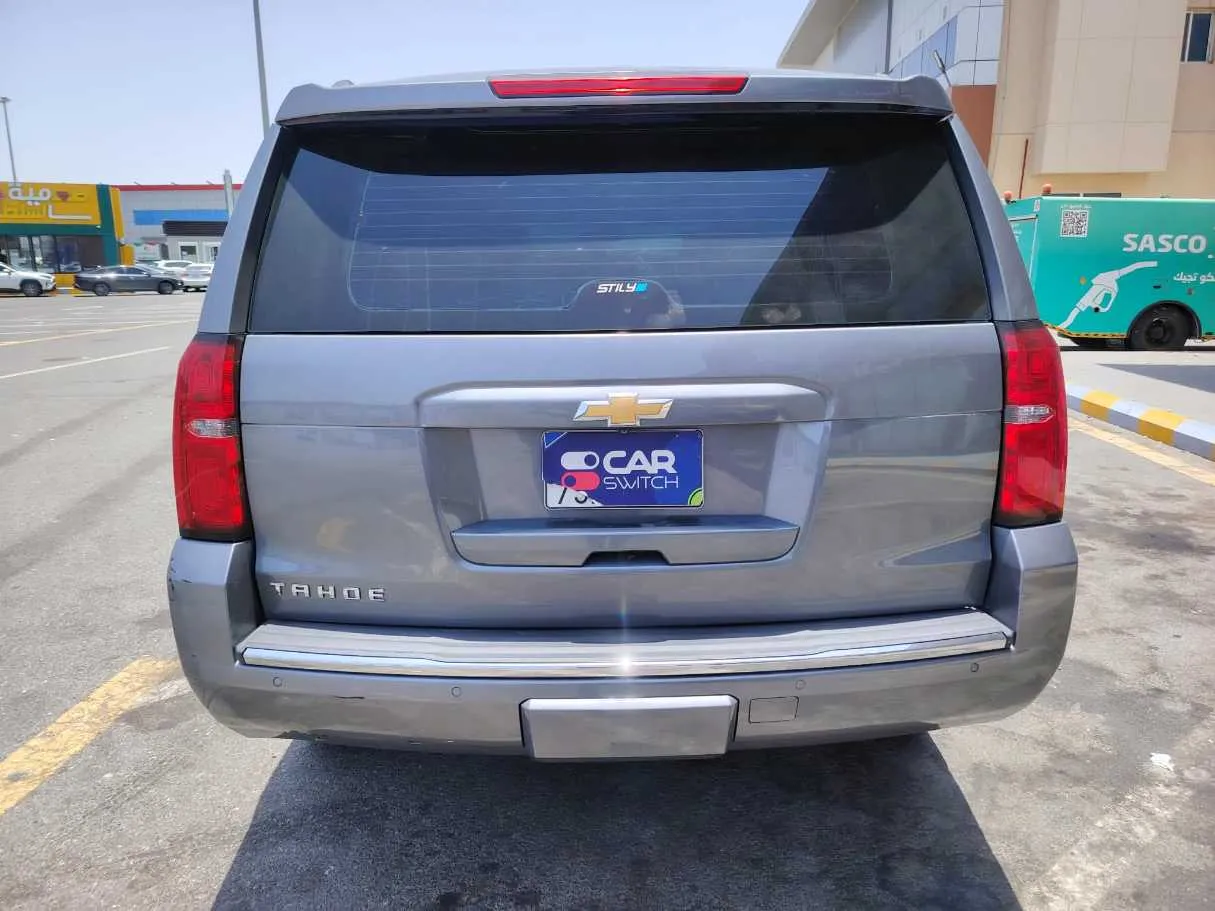 Car image 6