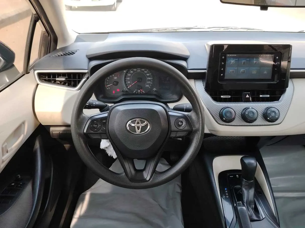 Car image 22
