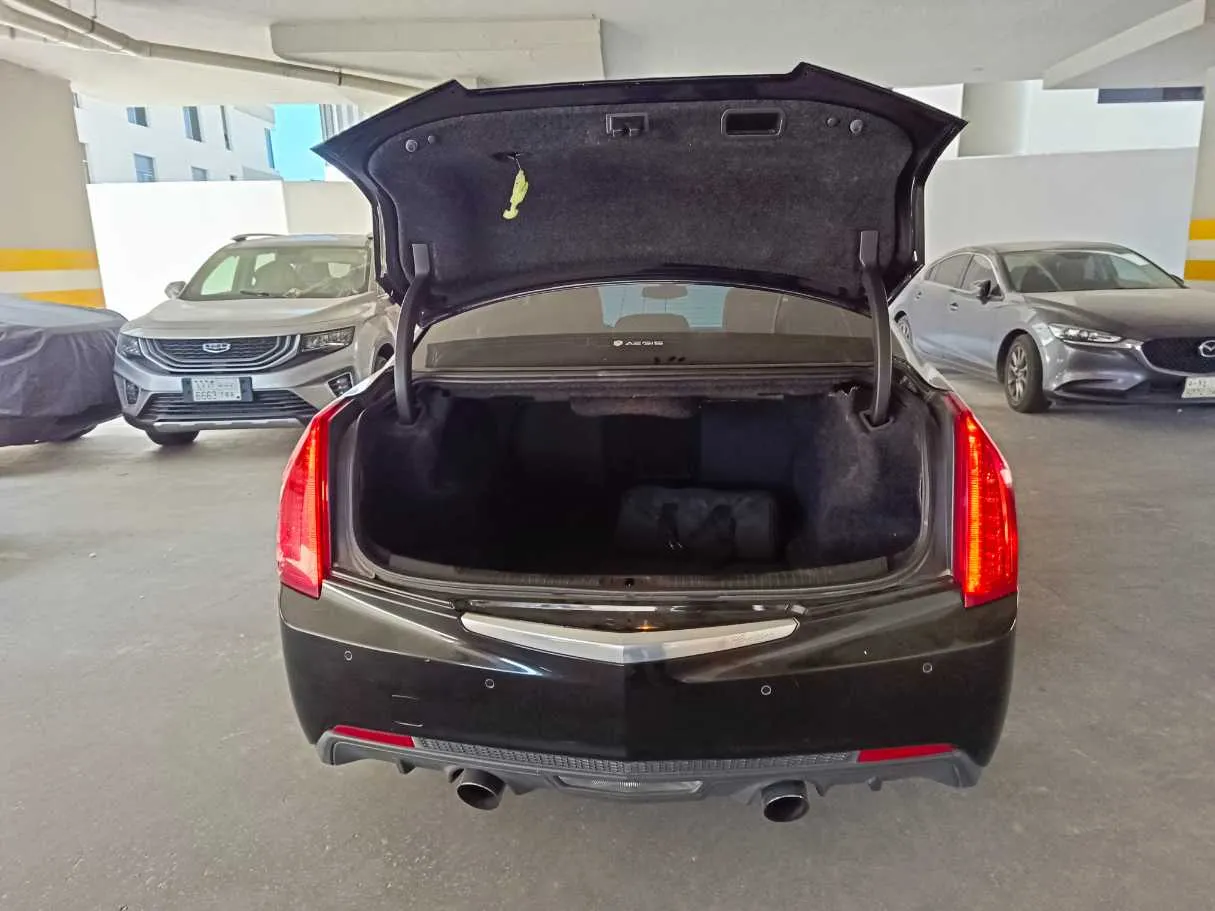 Car image 29
