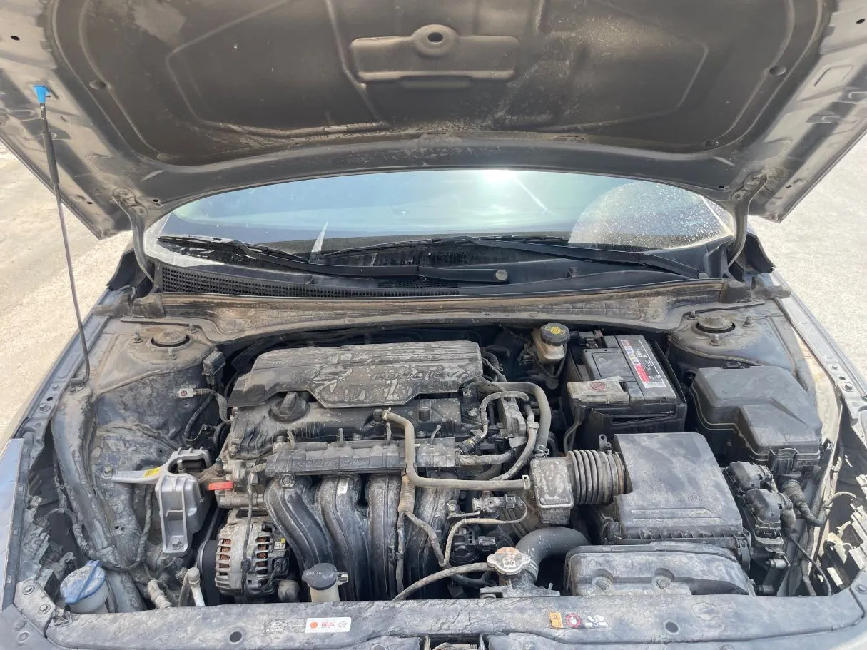 Car image 25