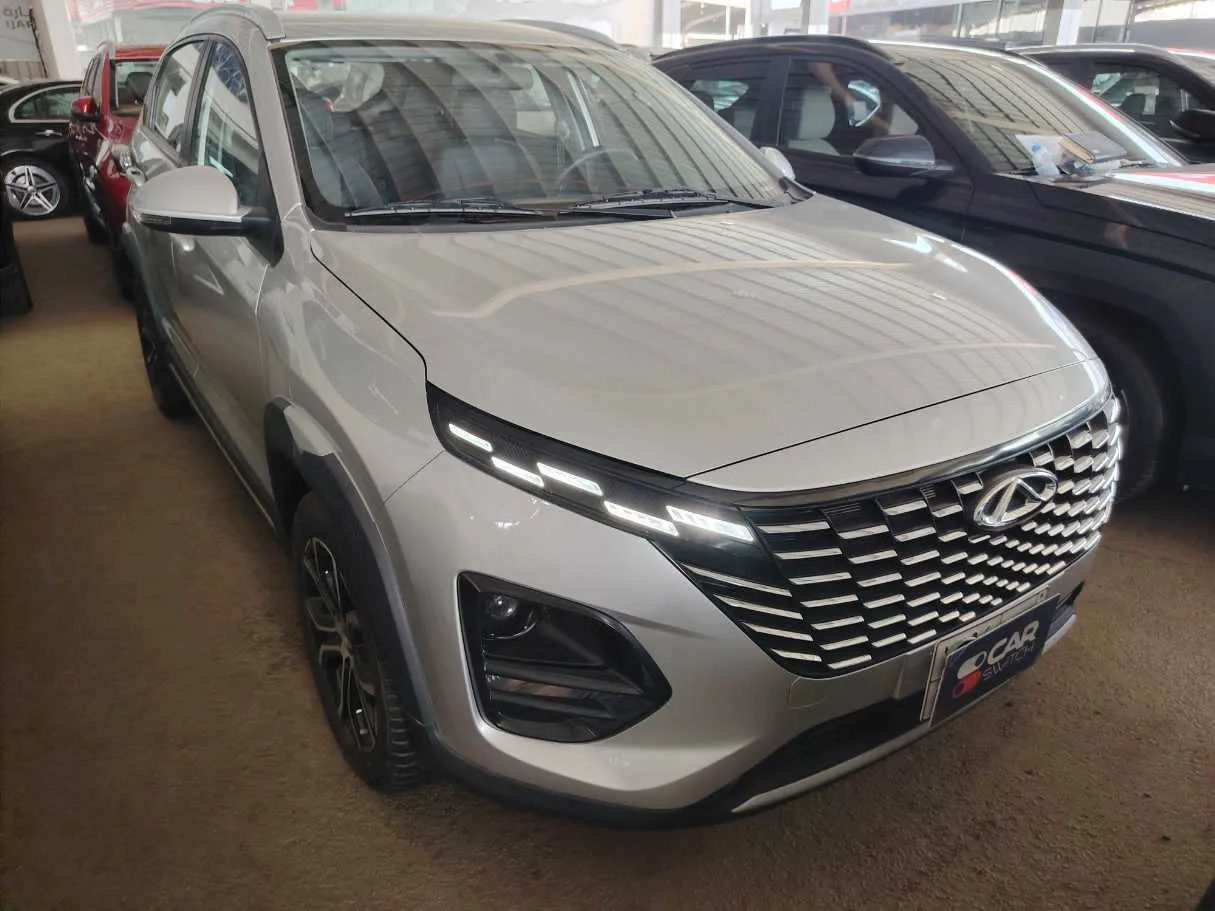 Car image 3