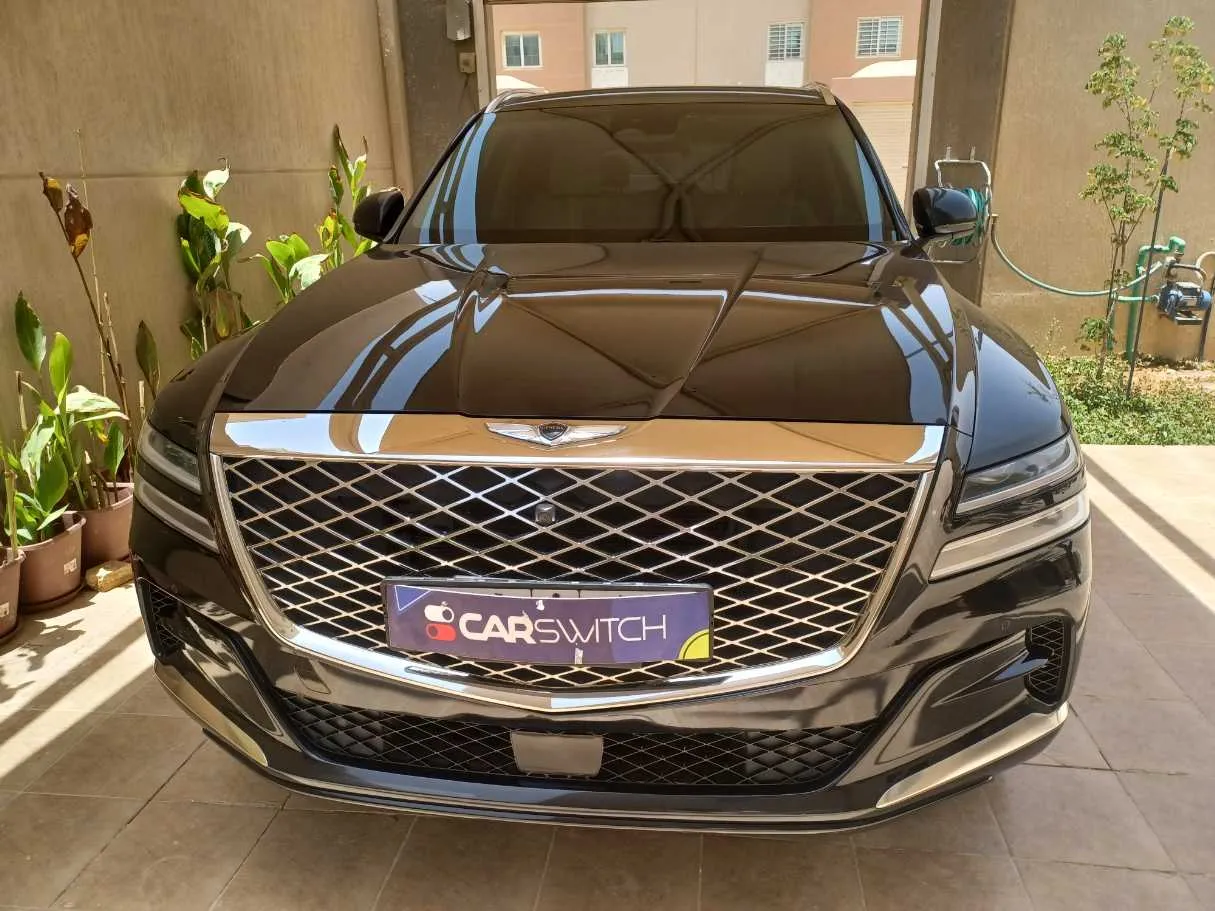 Car image 2